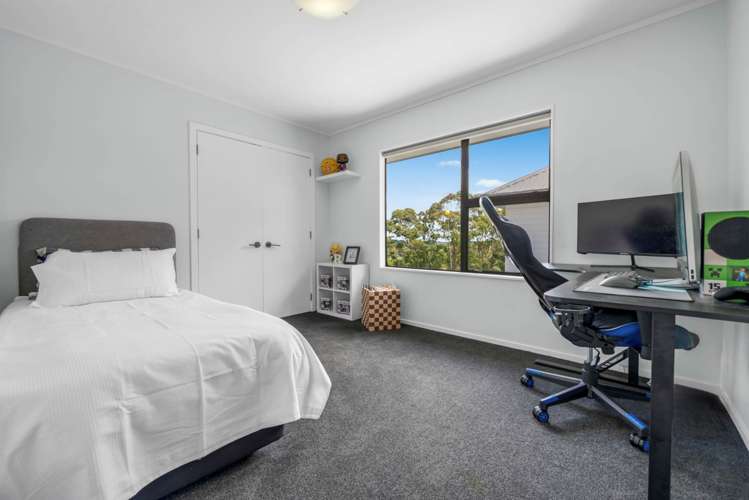 317 & 317A West Road Brookby_27