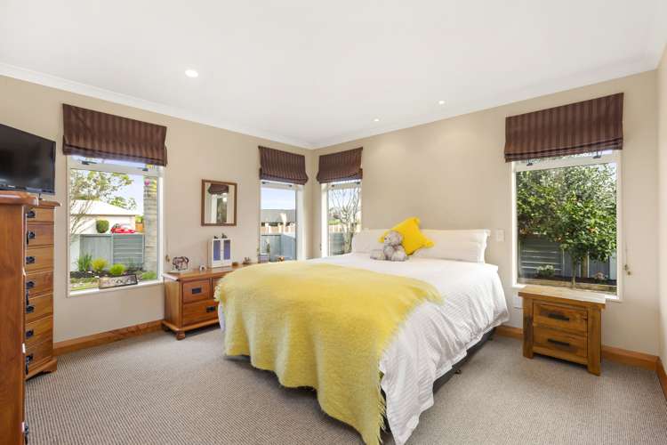 2 Merlot Place Rototuna_11