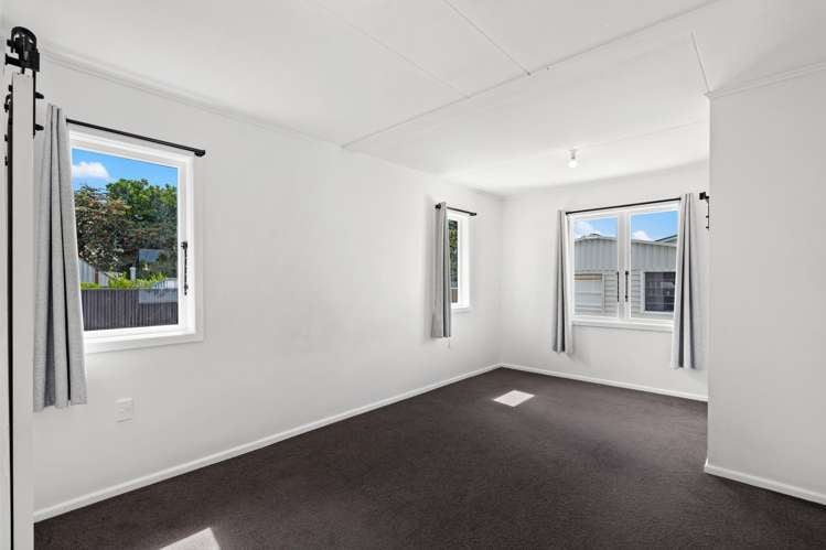 19 Shrimpton Road Haumoana_6