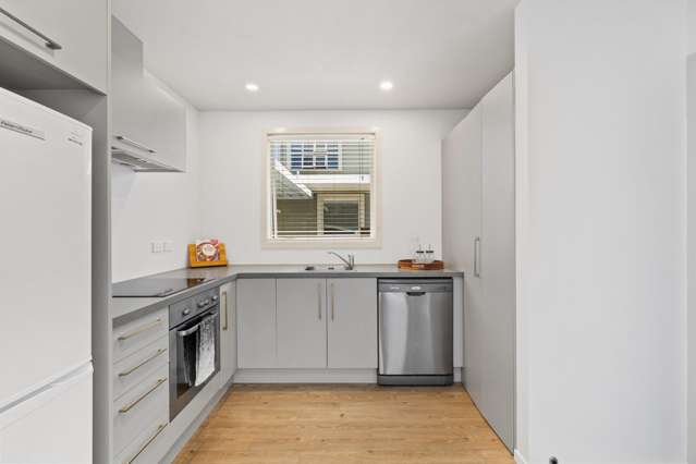 4C Gazeley Avenue Silverdale_3