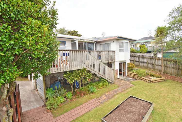 95 Rosier Road Glen Eden_2