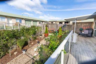 Unit 33/8 Village Place_4
