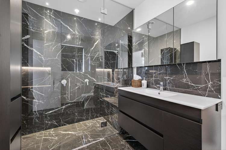 56 Carnaveron Drive Lincoln_22