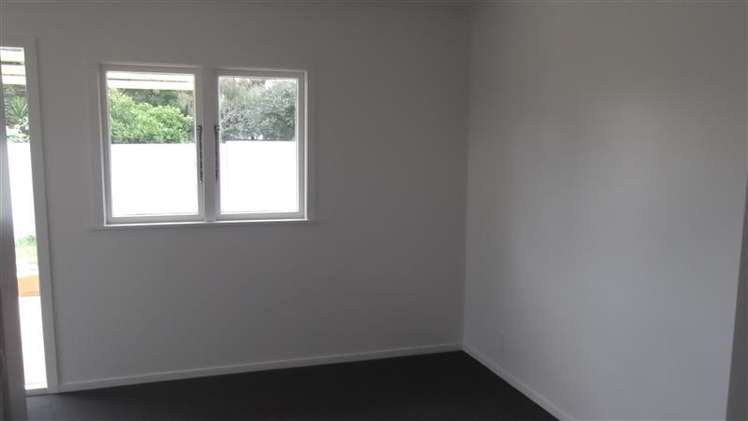 504B Albert Street 10490_6