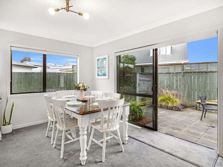 34 Dahlstrom Grove Kelvin Grove_5