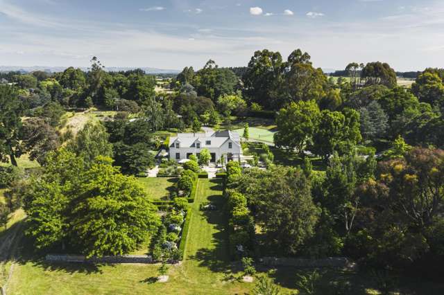 Elegant Lifestyle Retreat