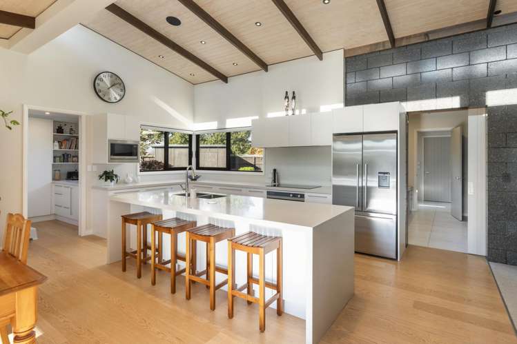 42 Grangewood Drive Lincoln_3