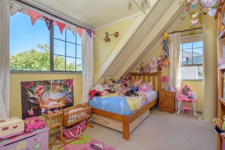 4 Kelvin Place Kelvin Heights_12