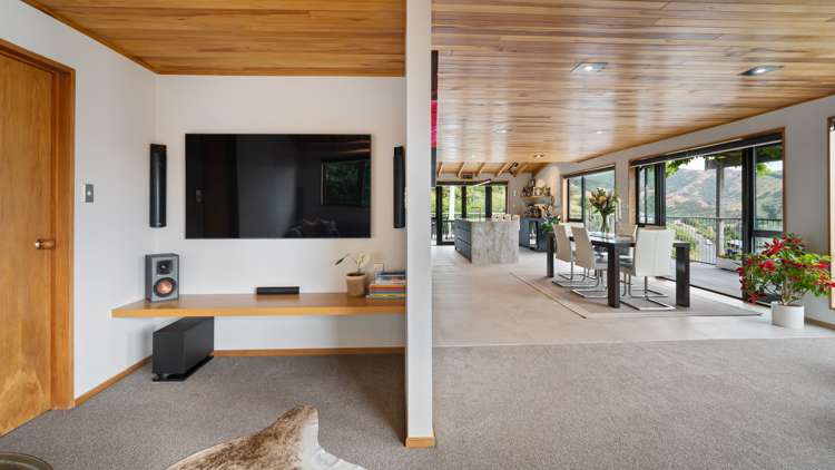 11 Lachie Griffen Rise Governors Bay_16