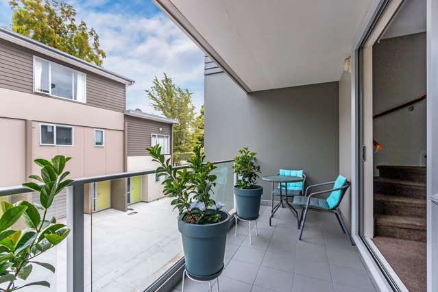 Inner City Townhouse!