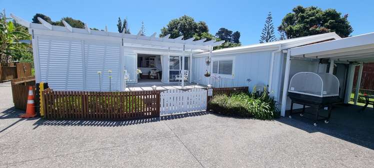 53 Pouewe Street Kawhia_8