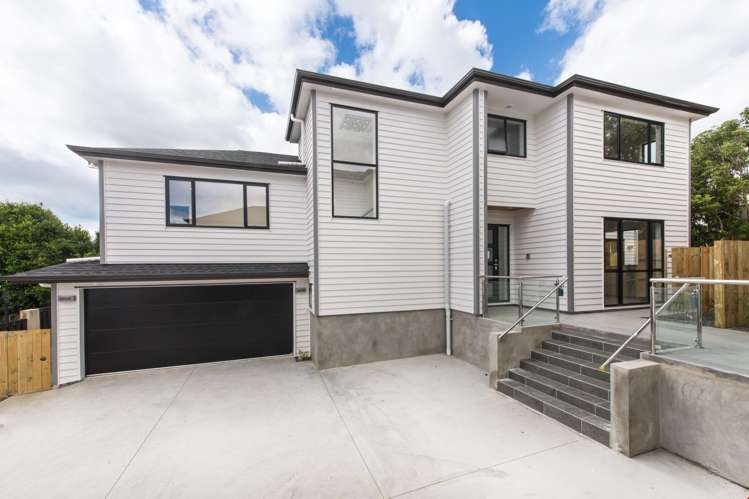 8a Dalwhinnie Parade Highland Park_1