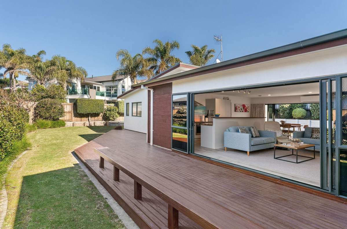 6 Adler Drive_0