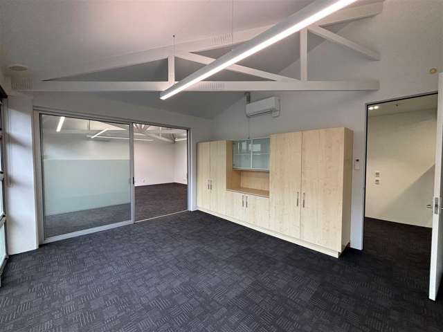 160 Broadway Newmarket_2