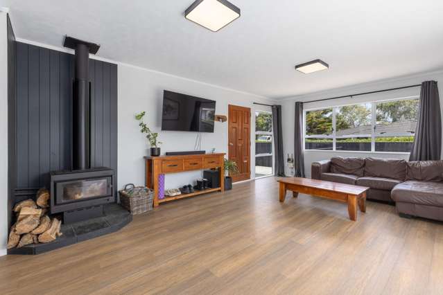 11 Michael Road Paraparaumu Beach_1