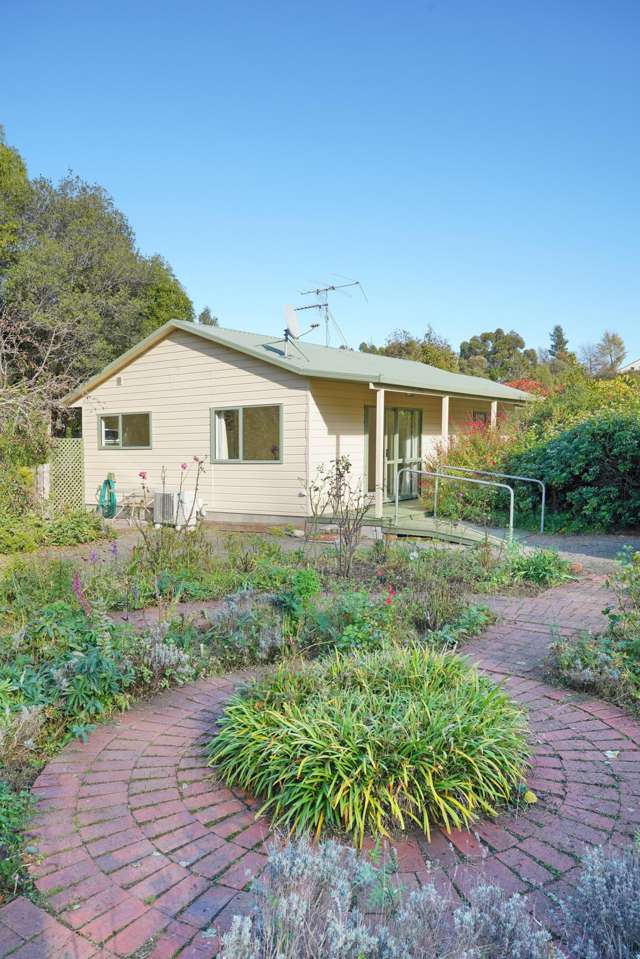 Charming Country Living