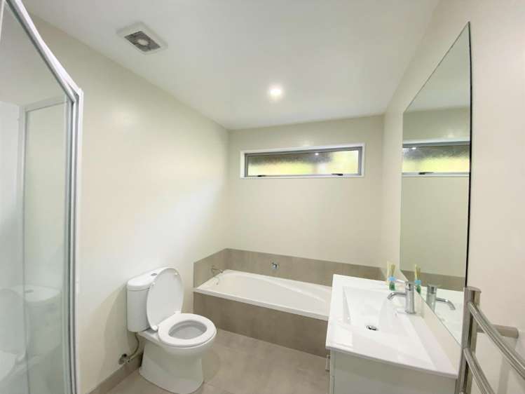 59 Leo Street Glen Eden_17