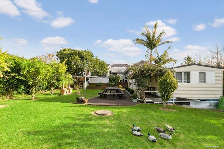 4025 Great North Road Glen Eden_9