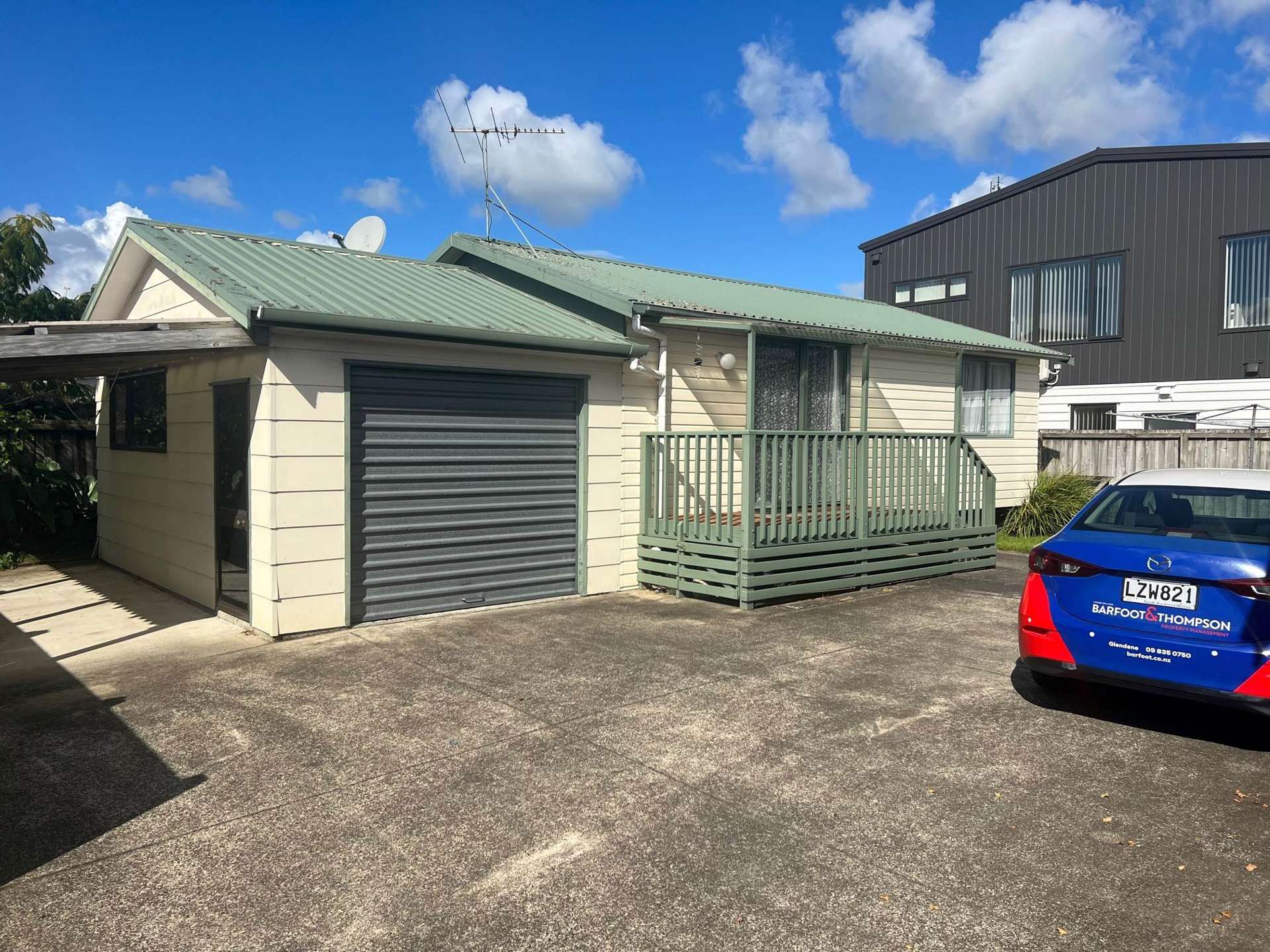 1A Clinton Avenue Te Atatu Peninsula_0