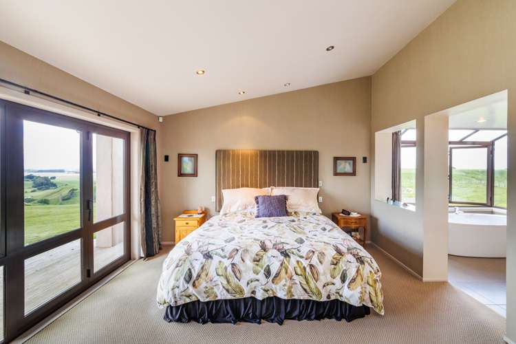 109 Junction Road Halcombe_23