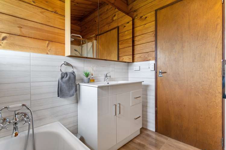 8 Lansdown Place Papakura_10