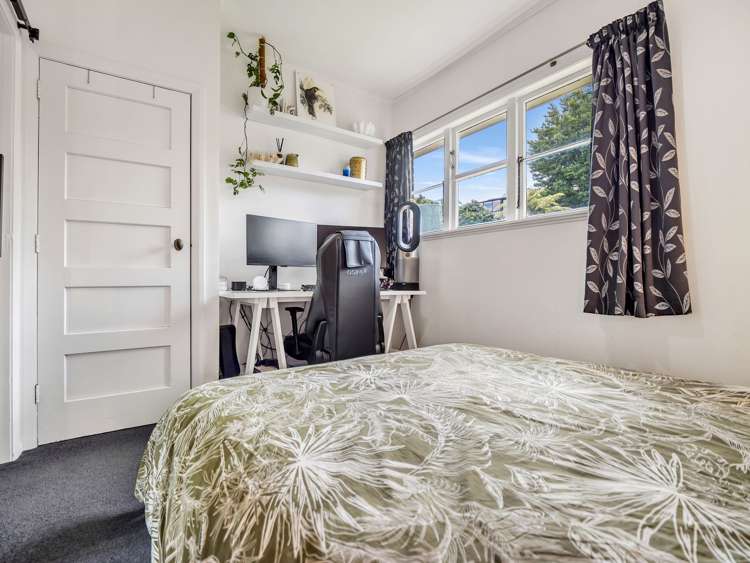 2 Galway Avenue Hamilton East_12