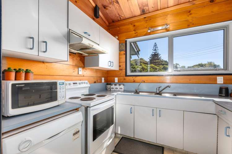 6 Rawhiti Road Pukerua Bay_14