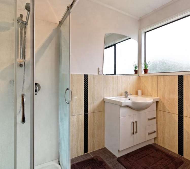 53 Solar Road Glen Eden_9