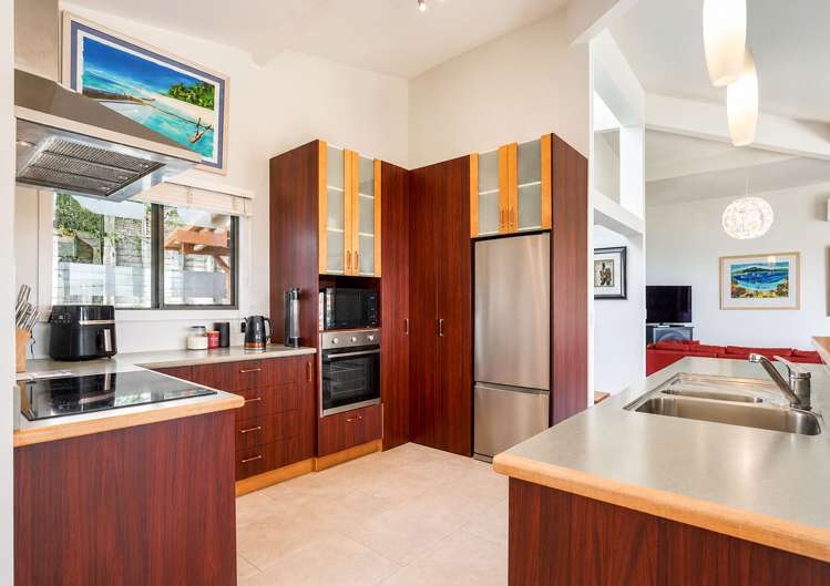 8 Naera Place Kawaha Point_6