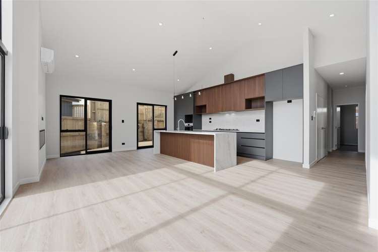 8 Whale Bay Rise Gulf Harbour_6