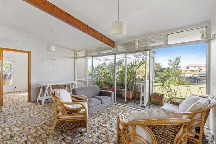 17 Pine Road Orewa_6