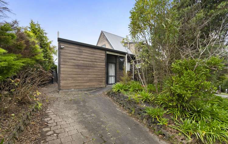 20 Springdale Grove Fitzherbert_29