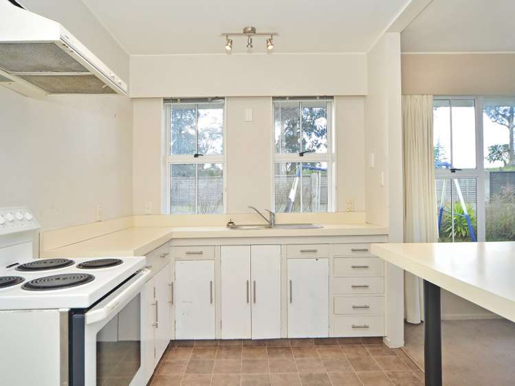 22 Boltons Road Masterton_12