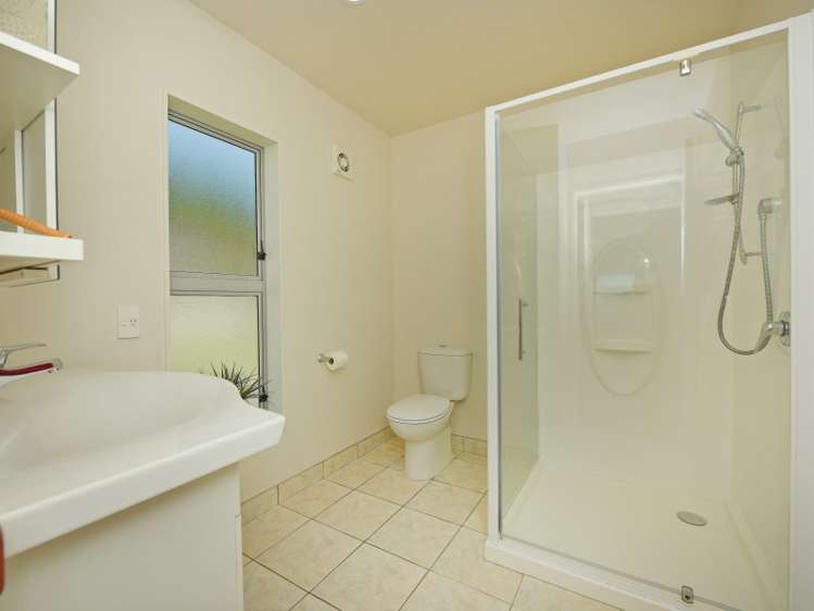 137 Maungaraki Road Korokoro_13