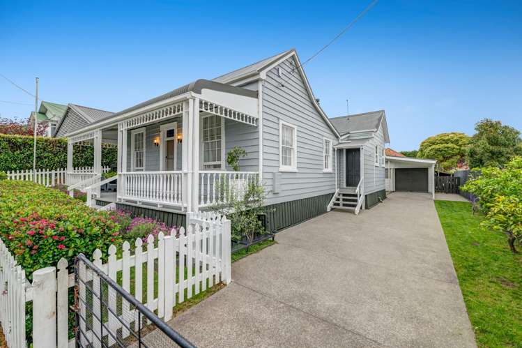 1 Karaka Street Helensville_24