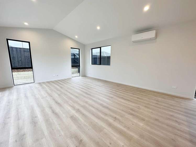 11 Jean Batten Lane Rolleston_7
