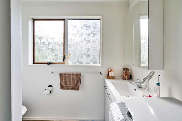 24c The Track Plimmerton_7