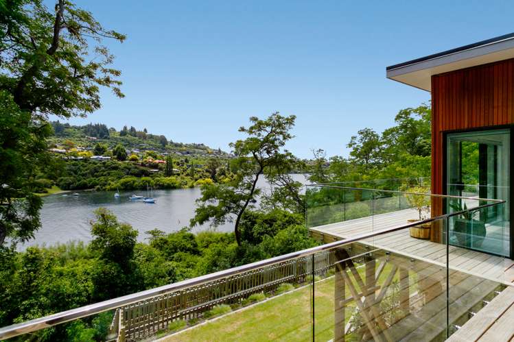 19 Parawera Drive Acacia Bay_13