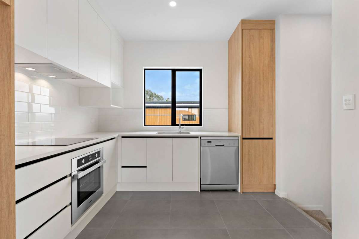 1-9/300 Great North Road_1