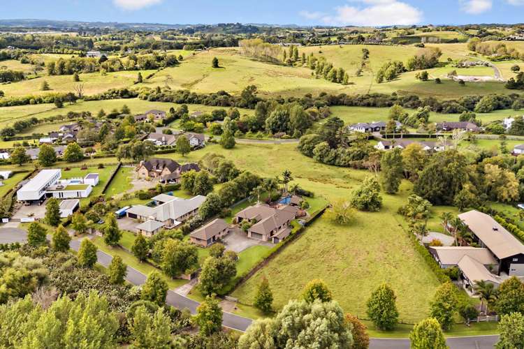 16 Lynwood Grove Dairy Flat_48