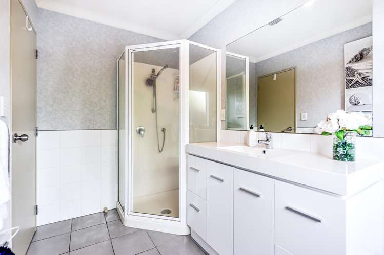 433 Hukanui Road Rototuna_34