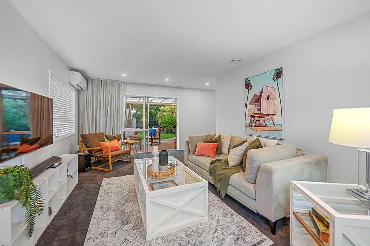 2/23 Lomond Street Takapuna_6