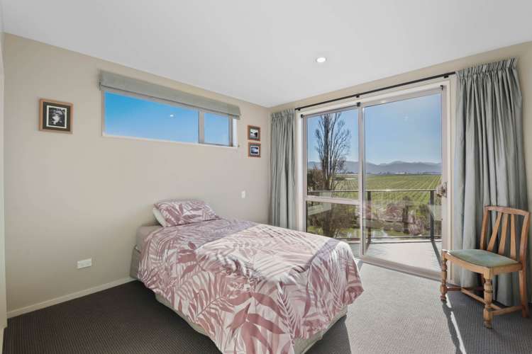 12 Lake View Place Fairhall_20