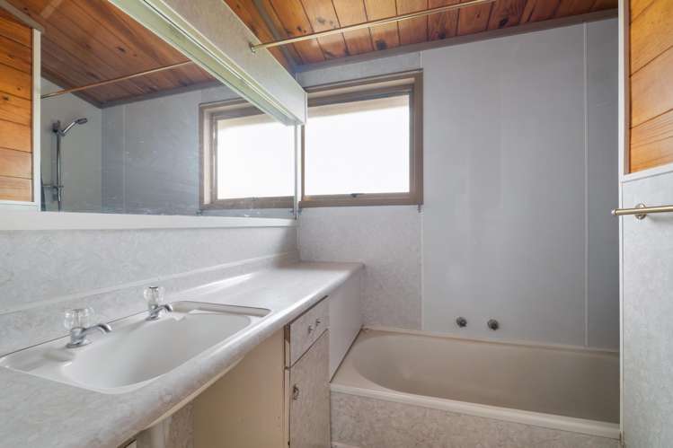 59 Puke Road Paeroa_13