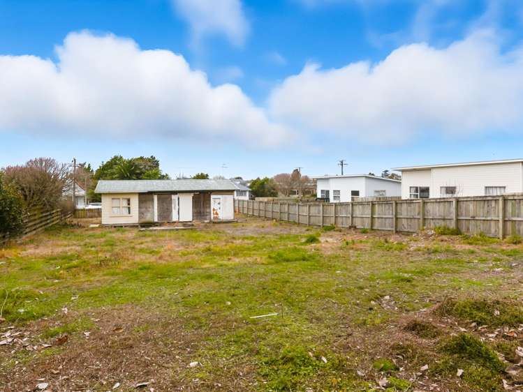 8 Montgomery Street Levin_10