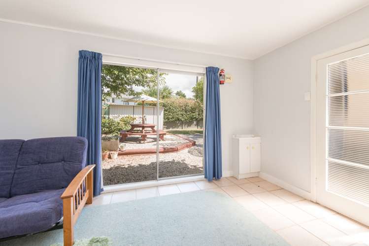 102 Whitby Road Wakefield_12