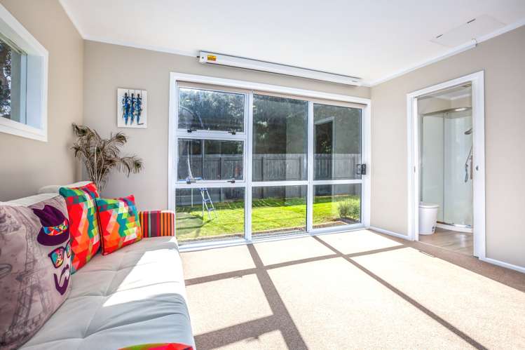 9 Brora Crescent Papakowhai_15