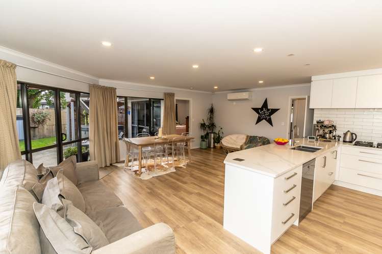 50 Cairns Crescent Rototuna_6