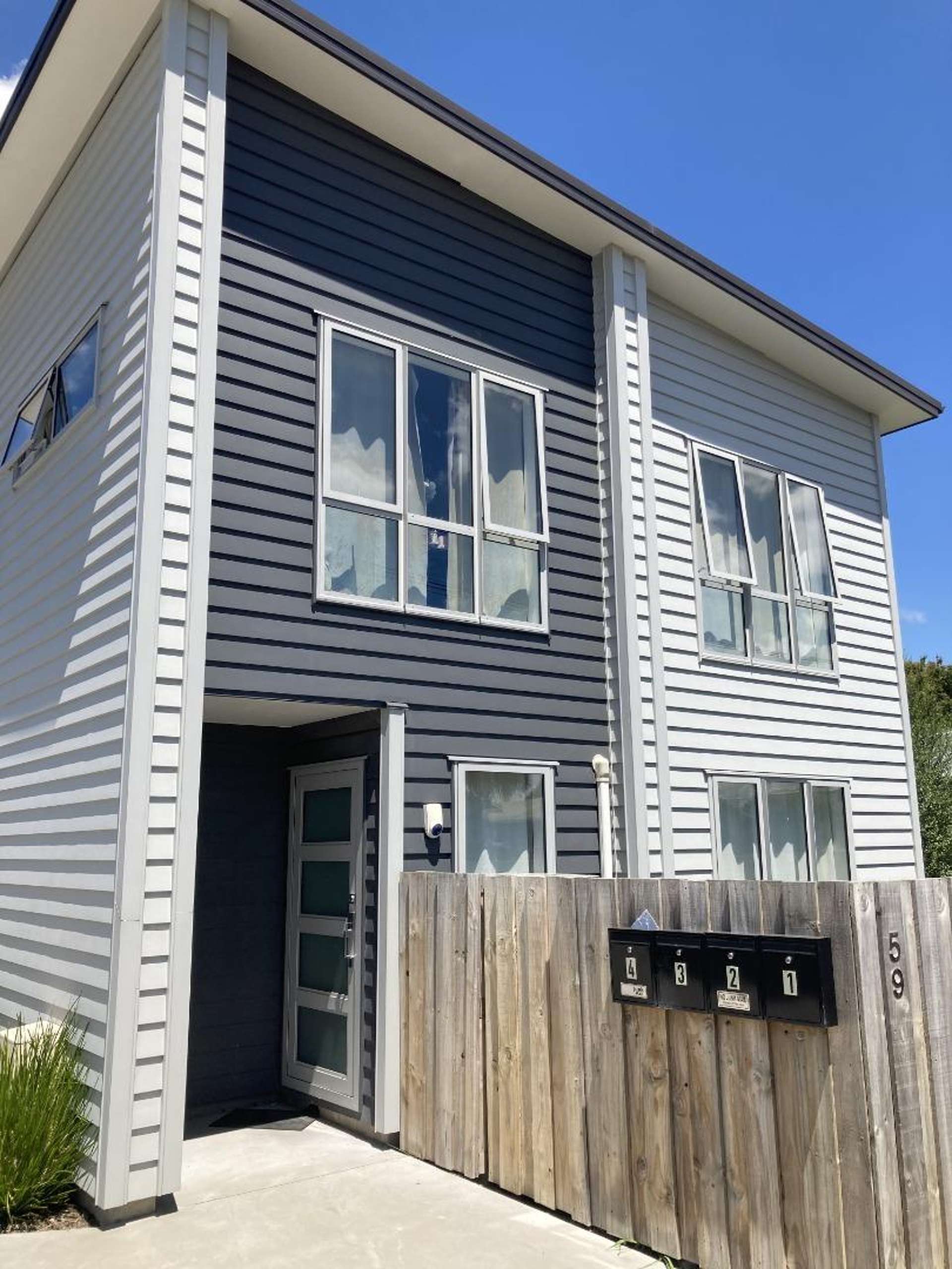 59C May Street 1076_0