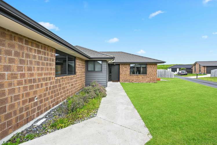 30 Kawariki Drive Baverstock_1